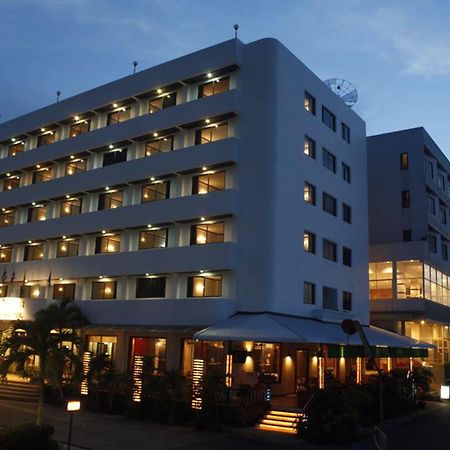 Boon Siam Hotel Krabi Bagian luar foto