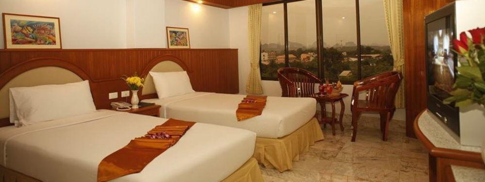 Boon Siam Hotel Krabi Bagian luar foto