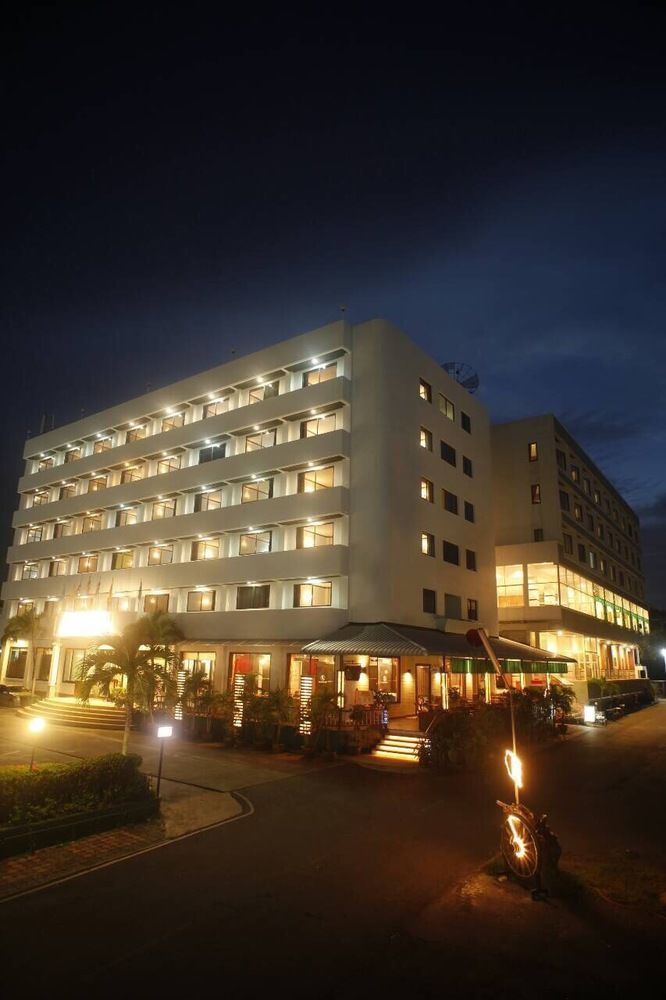 Boon Siam Hotel Krabi Bagian luar foto