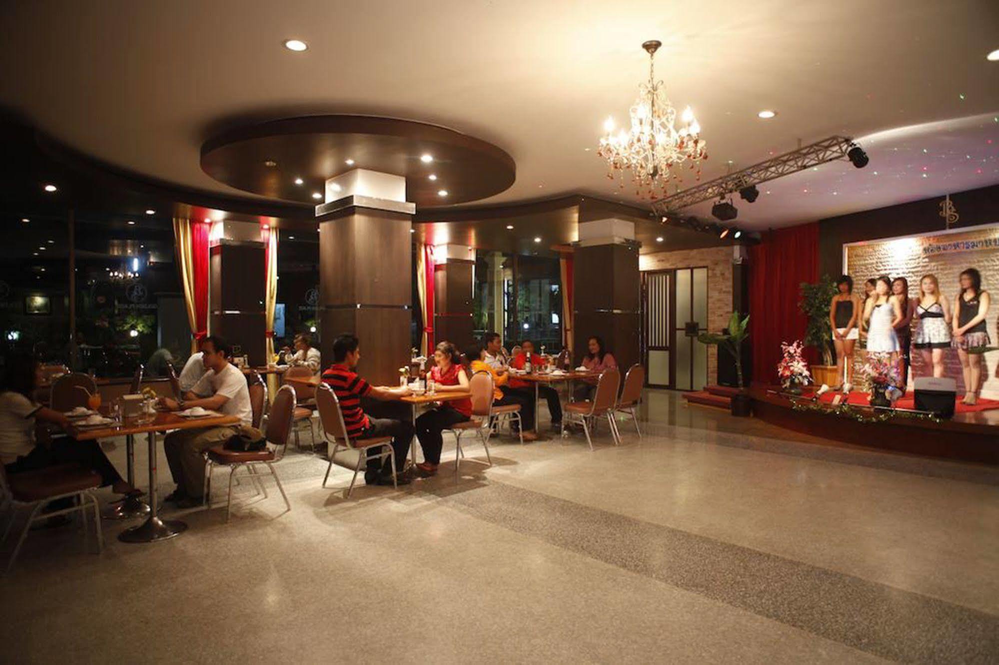 Boon Siam Hotel Krabi Bagian luar foto