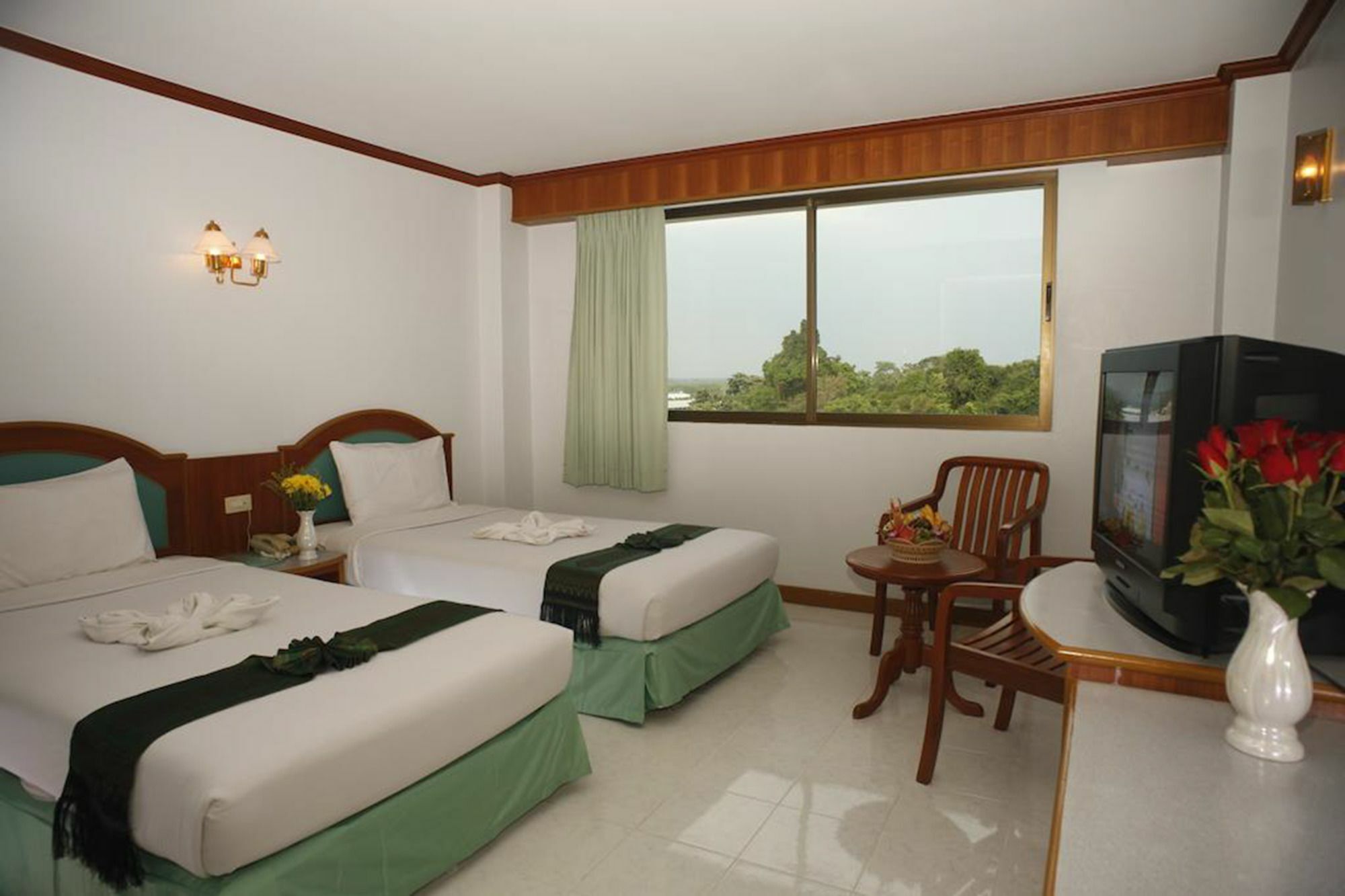 Boon Siam Hotel Krabi Bagian luar foto