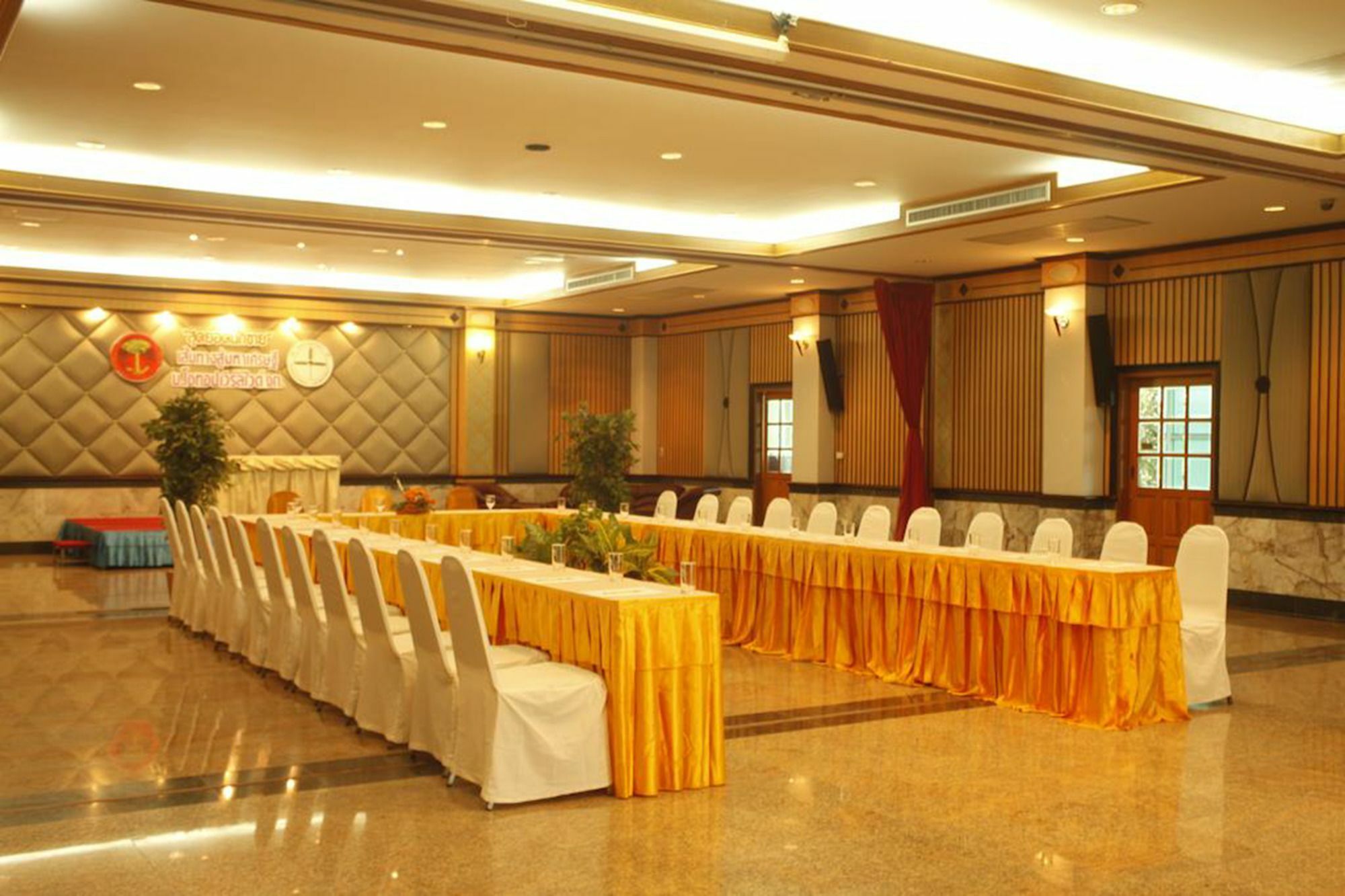 Boon Siam Hotel Krabi Bagian luar foto